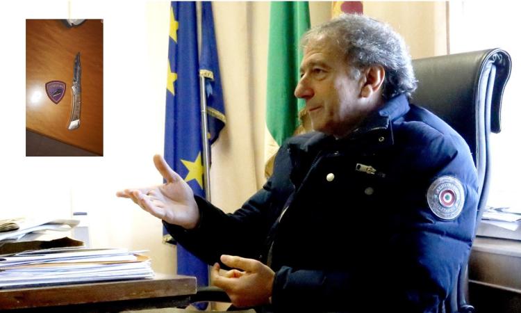 Macerata, bloccati due bulgari: sequestrata droga e un coltello a serramanico Macerata, bloccati due bulgari: sequestrata droga e un coltello a serramanico