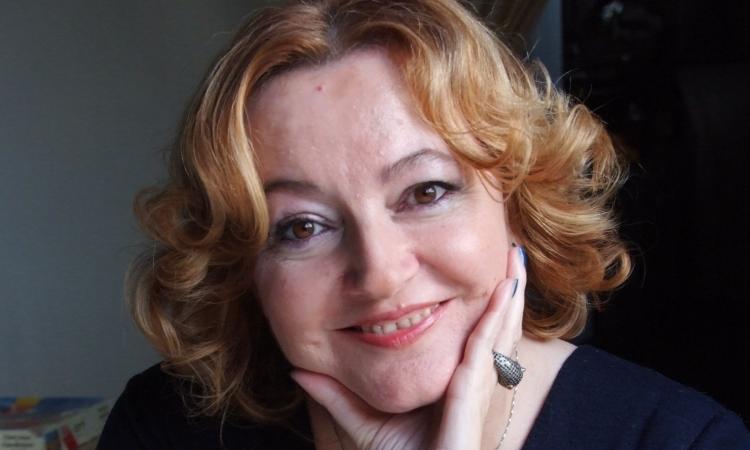 Civitanova, scuola di scrittura poetica "Sibilla Aleramo": incontro con Bianca Garavelli