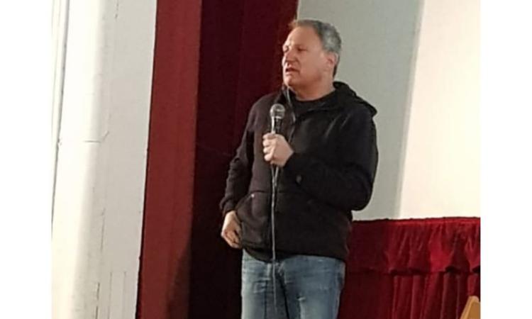 Cingoli, gli studenti dell'Ipseoa incontrano il regista e giornalista Luca Pagliari Cingoli, gli studenti dell'Ipseoa incontrano il regista e giornalista Luca Pagliari
