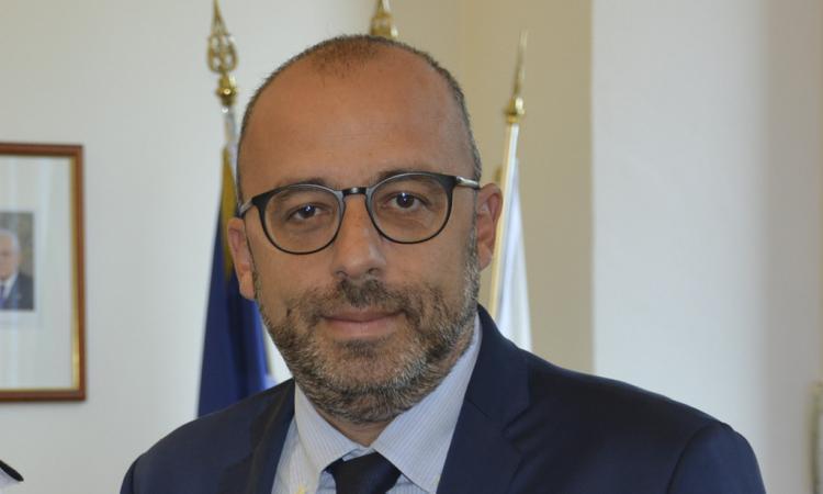 "8 gennaio incontro con i vertici Conad": l'annuncio del presidente del Consiglio regionale Mastrovincenzo "8 gennaio incontro con i vertici Conad": l'annuncio del presidente del Consiglio regionale Mastrovincenzo