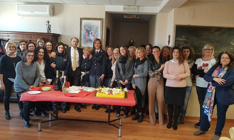 Macerata, il Questore Pignataro celebra l'8 marzo con le donne in divisa: "Grazie per il lavoro che svolgete ogni giorno"