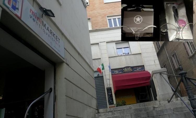 Macerata, distributore a luci rosse: oggetti erotici in vendita accanto agli snack (FOTO)
