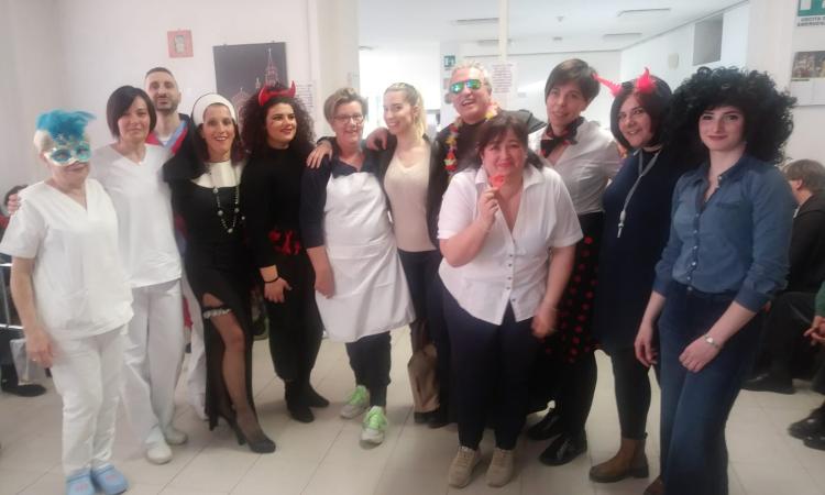 Treia. Festeggiato il 5° Carnevale alla Casa di Riposo (FOTO) Treia. Festeggiato il 5° Carnevale alla Casa di Riposo (FOTO)