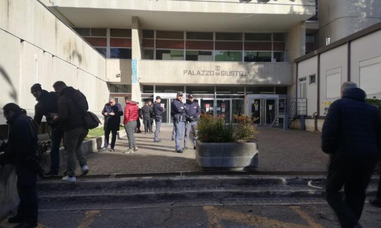 Omicidio Pamela. "Un quadro clinico difficile con sintomi borderline": la deposizione dello psichiatra Omicidio Pamela. "Un quadro clinico difficile con sintomi borderline": la deposizione dello psichiatra