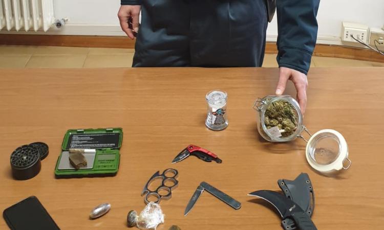 Civitanova, sequestrati 60 grammi di hashish e marijuana: denunciati tre giovani