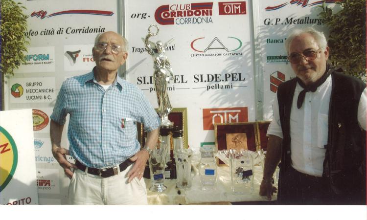 Ciclismo, il club Corridonia festeggia i 50 anni in attesa della Coppa del Mondo