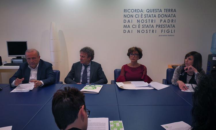 Il Cosmari sospende la raccolta delle macerie. Falcucci: "Una mannaia" Il Cosmari sospende la raccolta delle macerie. Falcucci: "Una mannaia"