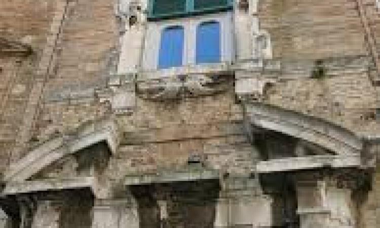 Macerata, Giornate FAI: i ragazzi dell’Agrario a Palazzo De Vico