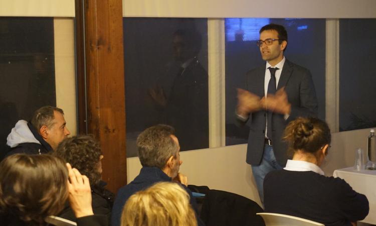 Potenza Picena, continua la campagna di ascolto di Marabini: il candidato sindaco incontra i ragazzi