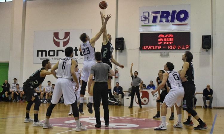 Basket Serie B, terza sconfitta consecutiva per la Rossella Civitanova che cade contro l'Ancona Basket Serie B, terza sconfitta consecutiva per la Rossella Civitanova che cade contro l'Ancona