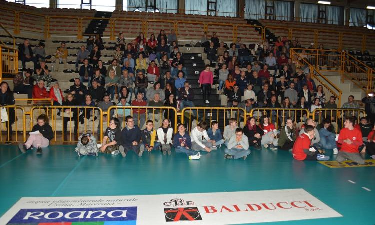 Macerata, grandi emozioni per la seconda edizione dell'evento "Diversamente Uguali" Macerata, grandi emozioni per la seconda edizione dell'evento "Diversamente Uguali"