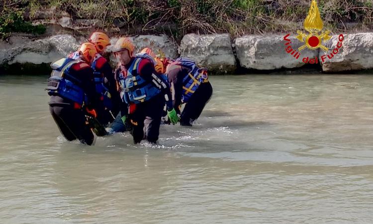 Potenza Picena, uomo di 47 anni scomparso: trovato il cadavere lungo il fiume Potenza (FOTO)