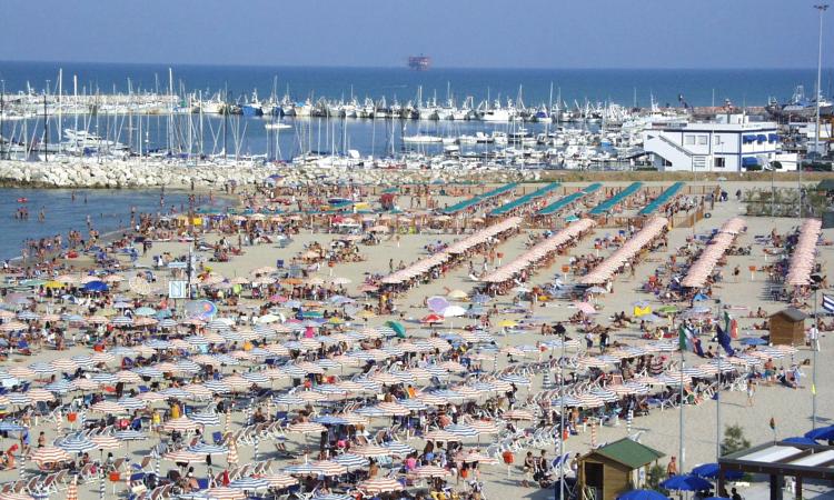 Bandiera Verde 2019: confermate Civitanova e Porto Recanati. La soddisfazione dell'Assessore Gabellieri: "La città meta ideale" Bandiera Verde 2019: confermate Civitanova e Porto Recanati. La soddisfazione dell'Assessore Gabellieri: "La città meta ideale"