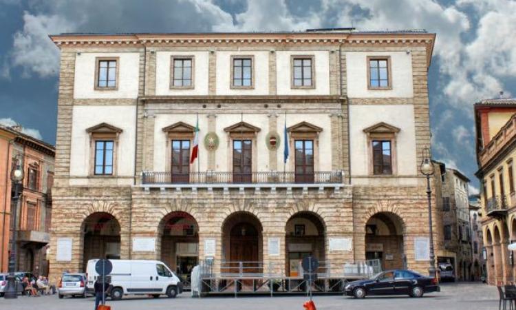 Tolentino, Scorcella e Ceselli lasciano il Gruppo Misto e danno vita a 'Uniti nel centrodestra' Tolentino, Scorcella e Ceselli lasciano il Gruppo Misto e danno vita a 'Uniti nel centrodestra'