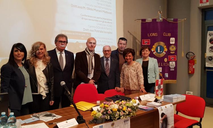 Matelica, all'IPSIA Pocognoni il convegno “I disturbi alimentari: una moda o epidemia sociale?” Matelica, all'IPSIA Pocognoni il convegno “I disturbi alimentari: una moda o epidemia sociale?”