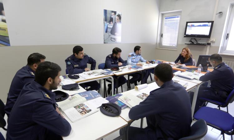 Loreto, alla scoperta del Centro di Formazione Aviation English insieme ai militari del Kuwait (FOTO E VIDEO)