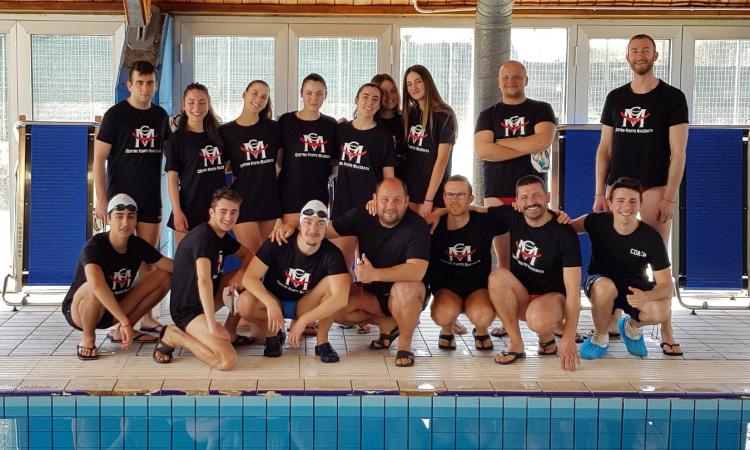 Nuoto Macerata, sensazionale debutto per la squadra dei Master Salvamento: 24 medaglie conquistate