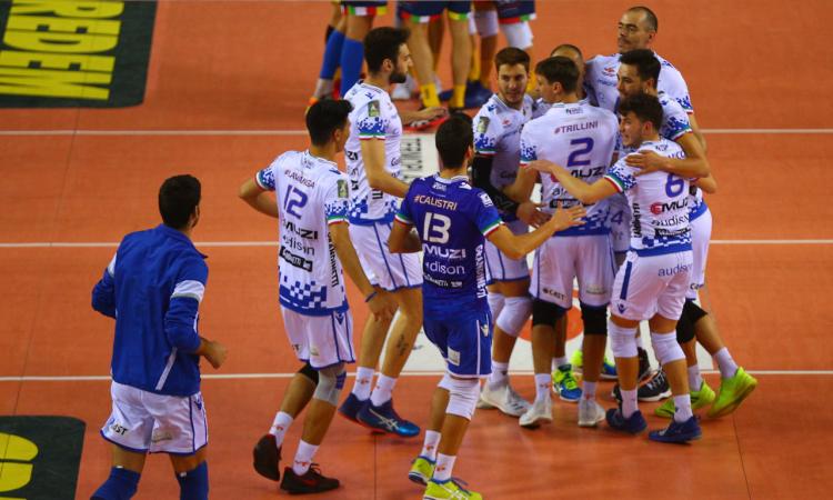 Playoff A2, Potenza Picena "mangia" Taviano in 3 set: sarà sfida con la Videx ai quarti