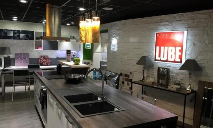 Il Gruppo LUBE festeggia il primato nello sport e nel settore arredamento cucina
