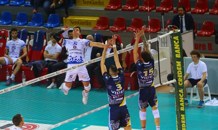 Il Volley Potentino supera Grottazzolina 3-1 in casa: il primo derby dei quarti parla biancazzurro Il Volley Potentino supera Grottazzolina 3-1 in casa: il primo derby dei quarti parla biancazzurro