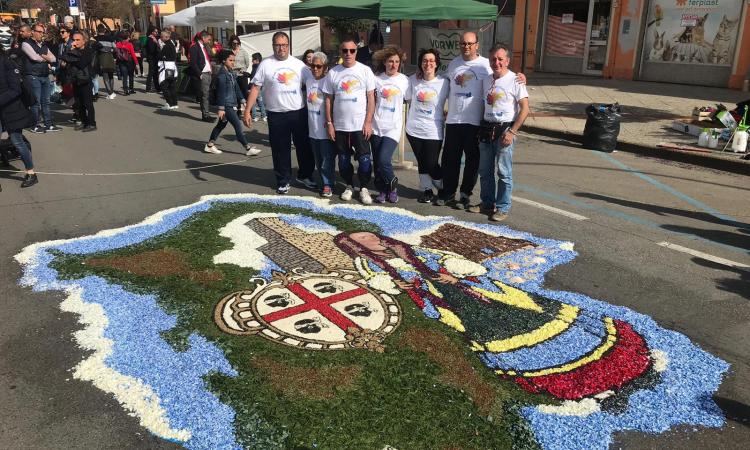 L'Infiorata di Castelraimondo in trasferta a Tortolì