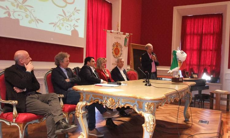 Recanati, "Pasqua dello Sport 2019": l'elenco di tutti i premiati (FOTO) Recanati, "Pasqua dello Sport 2019": l'elenco di tutti i premiati (FOTO)