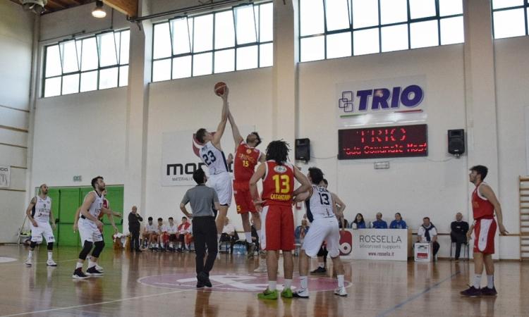 La Rossella Virtus chiude la stagione con una vittoria contro Catanzaro per 95-59