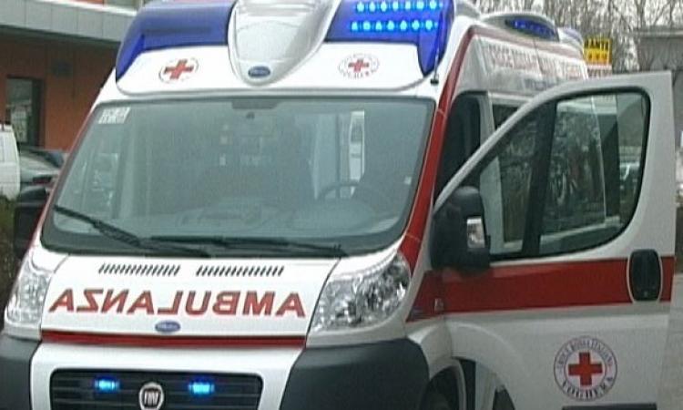 Corridonia, auto contro moto: un ferito in Ospedale