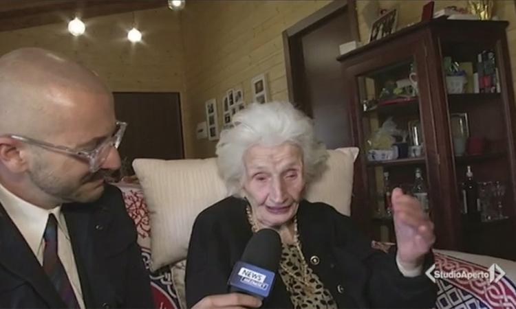 Il tg di Mediaset a Fiastra per gli auguri di nonna Peppina (FOTO)