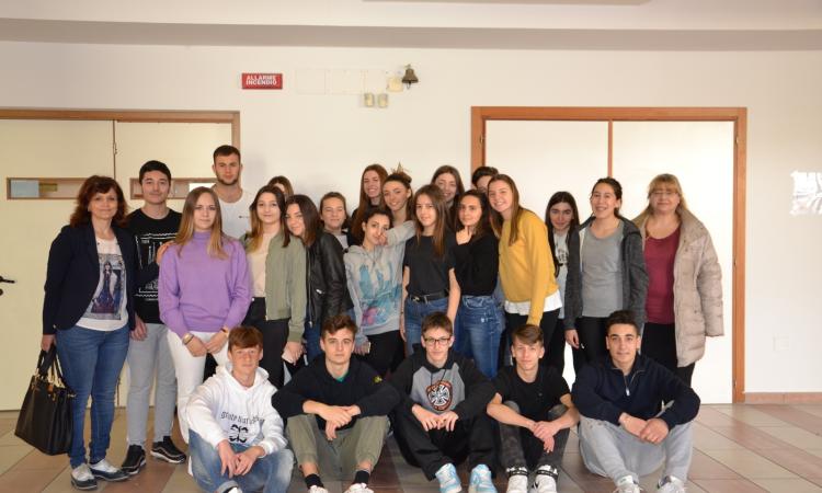 Il "Ricci" di Macerata in finale per "Matematica senza frontiere 2019" Il "Ricci" di Macerata in finale per "Matematica senza frontiere 2019"