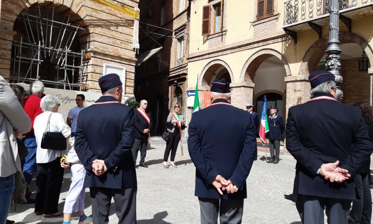 A Tolentino un 25 aprile con le 'polemiche'. Il PD: "Grazie alla vicesindaca ma..."