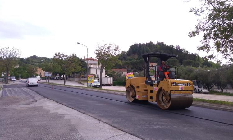 San Severino, proseguono i lavori di manutenzione straordinaria stradale: interventi in via Merloni e via Garibaldi