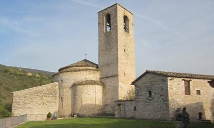Valfornace, riaperta la splendida chiesa di San Giusto a San Maroto (FOTO)