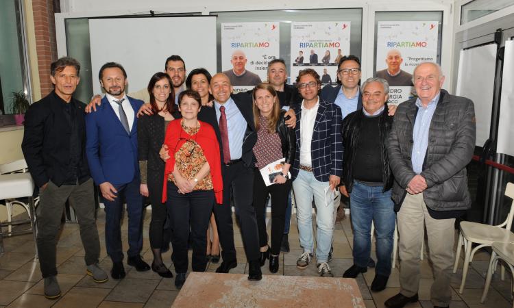 Camerino, la lista "Ripartiamo" a sostegno del candidato sindaco Sborgia si presenta alla città Camerino, la lista "Ripartiamo" a sostegno del candidato sindaco Sborgia si presenta alla città