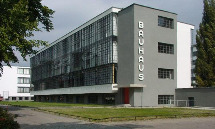Macerata, "Bauhaus Through Play": un campus per imparare l’inglese scoprendo gli artisti del ‘900
