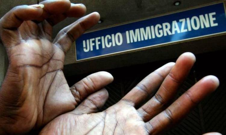 Porto Potenza Picena, denunciato nigeriano senza permesso di soggiorno Porto Potenza Picena, denunciato nigeriano senza permesso di soggiorno