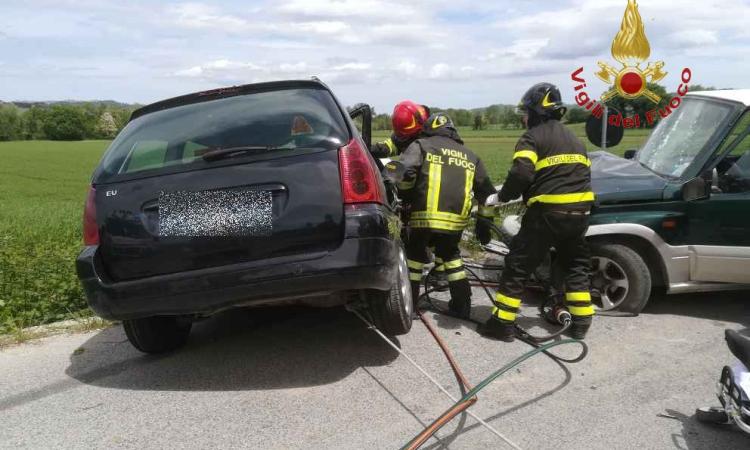 Tragico incidente in località Rocchetta: un morto. Coinvolto anche il fratello del sindaco di Pollenza  (FOTO E VIDEO)