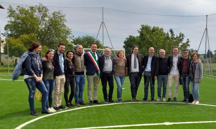 Montecassiano, inaugurato il campetto a Sant'Egidio. Catena: "Polo ricreativo importante" Montecassiano, inaugurato il campetto a Sant'Egidio. Catena: "Polo ricreativo importante"