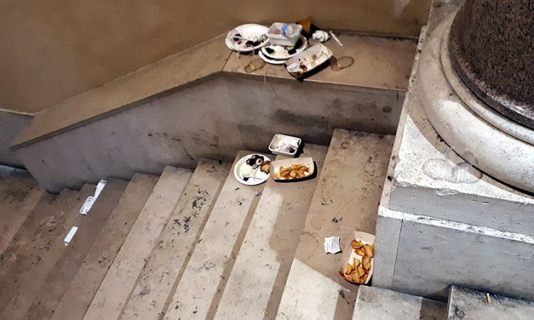 Macerata, Apertivi Europei: lo scempio nonostante il "Friday for Future"