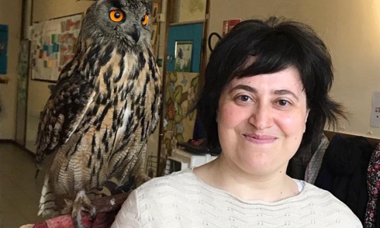 Porto Potenza Picena, ospiti "Reali" all'Istituto "Sanzio": i bambini diventano falconieri in erba Porto Potenza Picena, ospiti "Reali" all'Istituto "Sanzio": i bambini diventano falconieri in erba