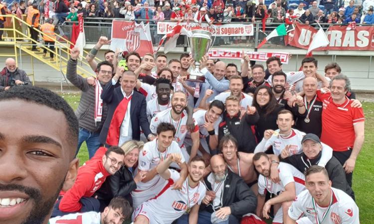 Serie D, primo trofeo nazionale per il Matelica: i biancorossi alzano la Coppa Italia (VIDEO) Serie D, primo trofeo nazionale per il Matelica: i biancorossi alzano la Coppa Italia (VIDEO)