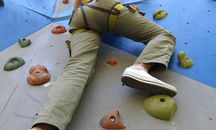 Recanati, sabato 1 giugno, torna l’assalto ai Torrioni con la seconda “arrampicata” organizzata dall’Associazione Whats Art Recanati, sabato 1 giugno, torna l’assalto ai Torrioni con la seconda “arrampicata” organizzata dall’Associazione Whats Art