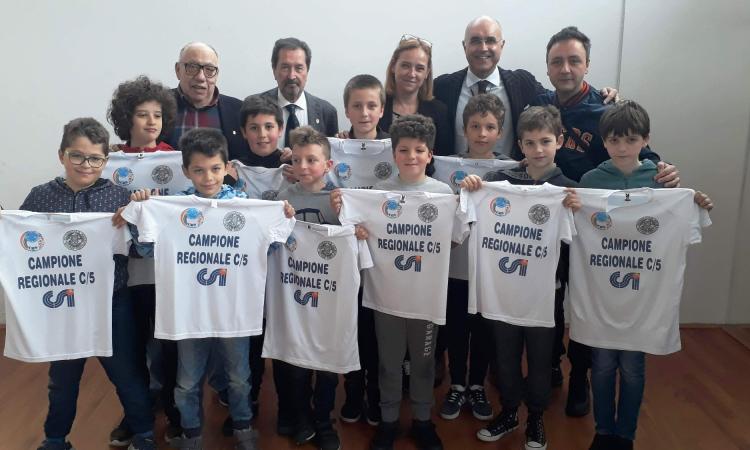 Cus Macerata, l'assemblea dei soci conferma De Introna presidente ed elegge il nuovo direttivo Cus Macerata, l'assemblea dei soci conferma De Introna presidente ed elegge il nuovo direttivo