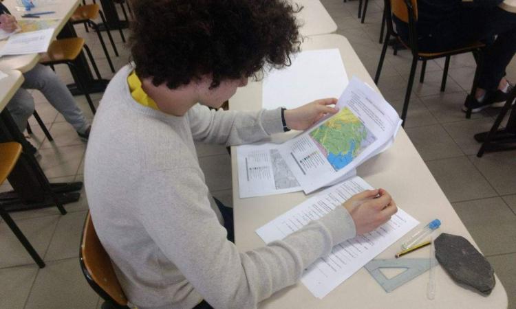 Il Filelfo di Tolentino ottiene un successo significativo alle Olimpiadi delle scienze con Michele Fefè