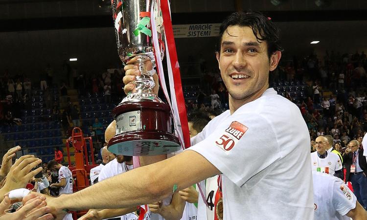 Separazione tra Stankovic e la Lube con vista 2021: "Certo di tornare" Separazione tra Stankovic e la Lube con vista 2021: "Certo di tornare"