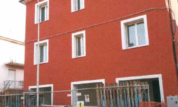 San Severino, altre cinque famiglie rientrano a casa in via Petrarca