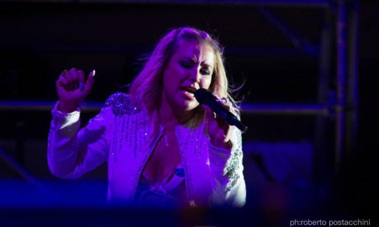 Civitanova, cresce l'attesa per il concerto di Anastacia: molti artisti apriranno l'evento