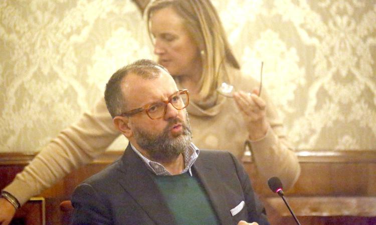 Macerata, l'opposizione attacca Carancini: "Bullismo amministrativo e ignavia del PD" Macerata, l'opposizione attacca Carancini: "Bullismo amministrativo e ignavia del PD"