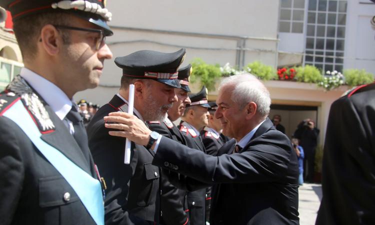 205° Anno della Fondazione dell'Arma, riconoscimento per i militari che hanno indagato sul caso Mastropietro: tutti i premiati (FOTOGALLERY E VIDEO) 205° Anno della Fondazione dell'Arma, riconoscimento per i militari che hanno indagato sul caso Mastropietro: tutti i premiati (FOTOGALLERY E VIDEO)