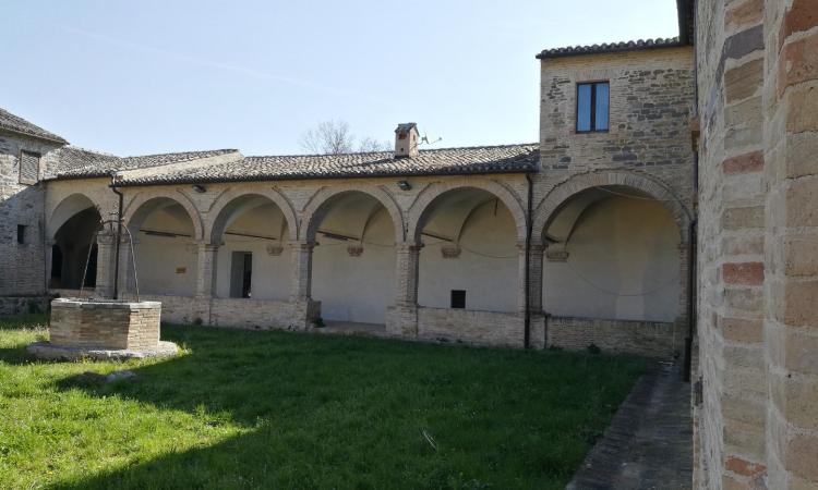 San Severino, nuovo gazebo esterno nel centro diurno "Il Girasole" San Severino, nuovo gazebo esterno nel centro diurno "Il Girasole"